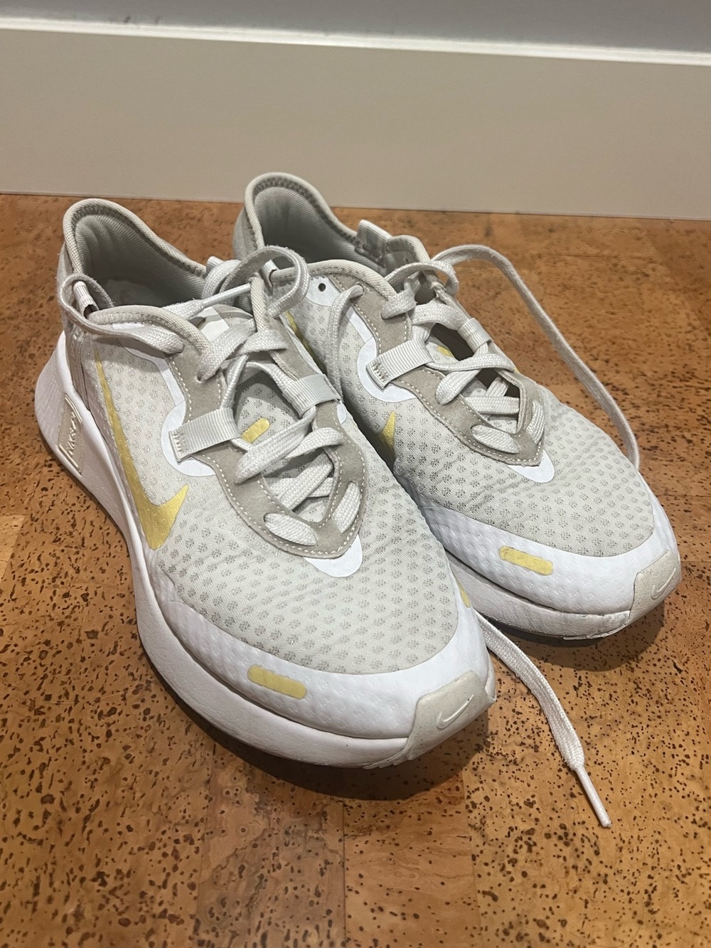 Women's NIKE Running Shoes Light with Yellow Accents